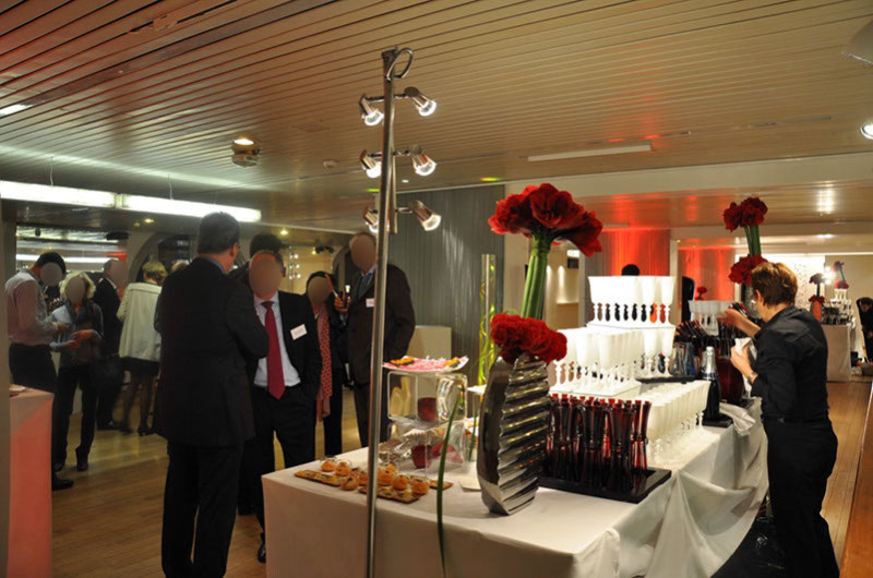 %_tempFileNamegrand_palais_2012_20%