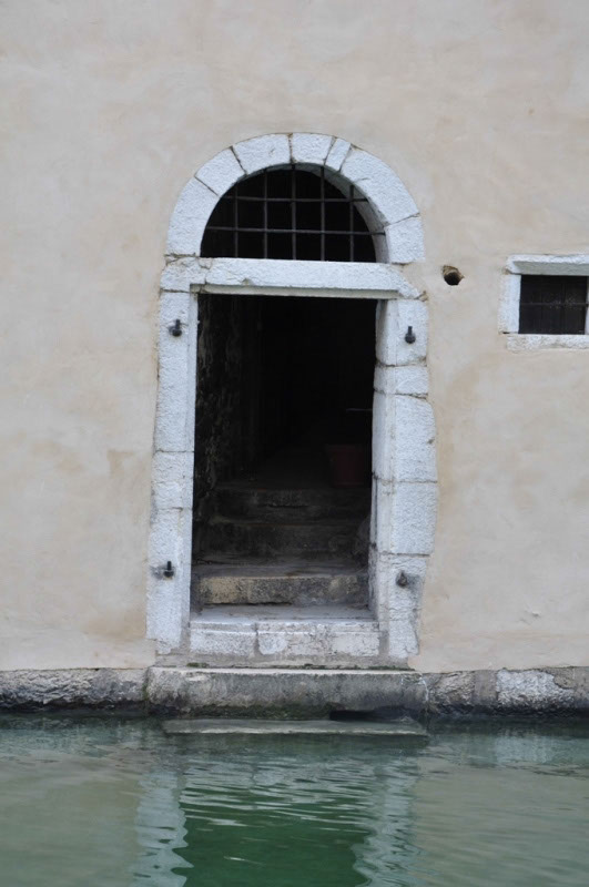 %_tempFileNameporte-bord-eau%